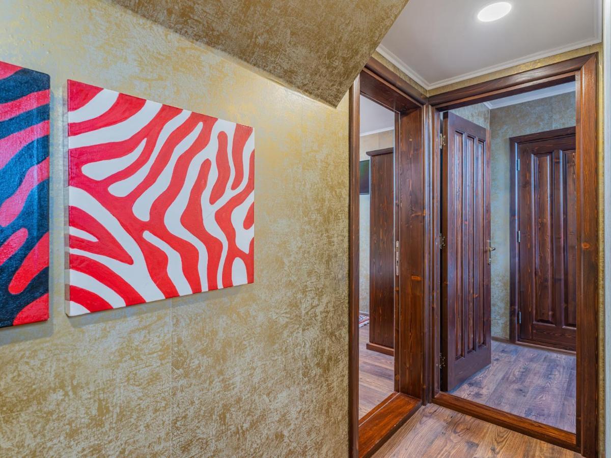Casa Saraste Hotel Rîşnov Ngoại thất bức ảnh