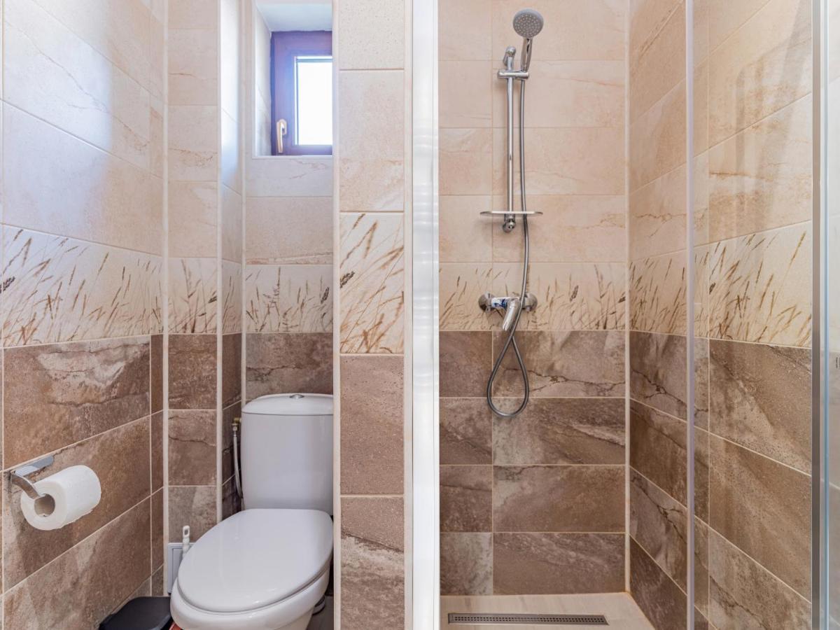 Casa Saraste Hotel Rîşnov Ngoại thất bức ảnh